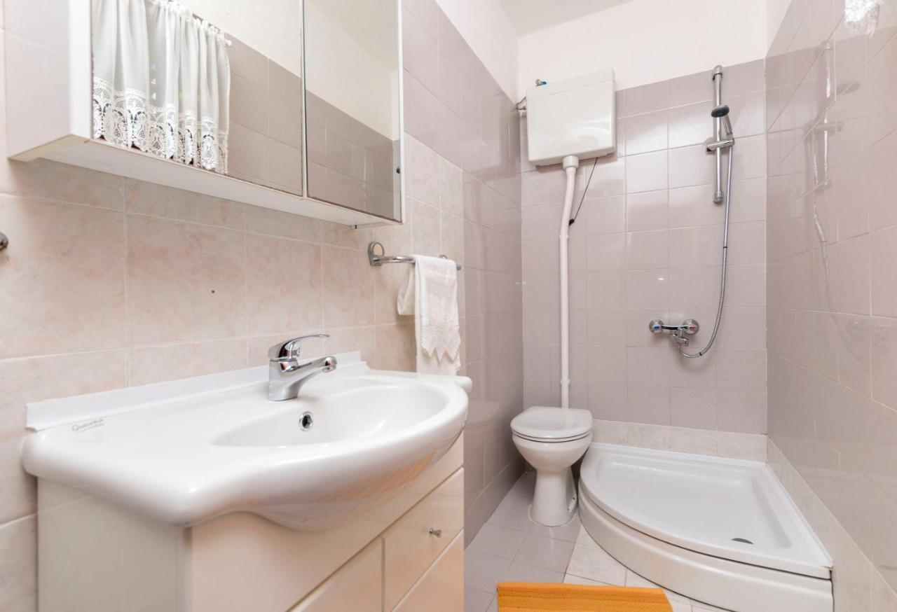 Apartments Dragica Donji Okrug  Ngoại thất bức ảnh